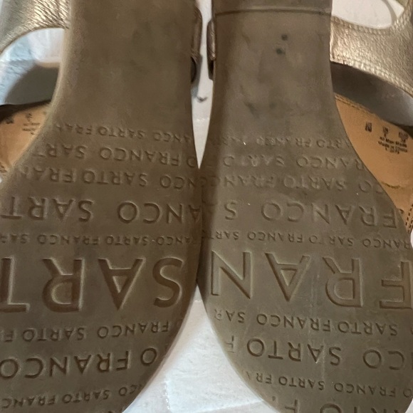 Metallic Champagne T-Strap Sandals with Adjustable Buckle - Picture 3 of 5